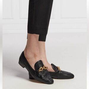 Tory Burch
Women's Jessa Woven Loafer with Gold Detail size 11 gently used